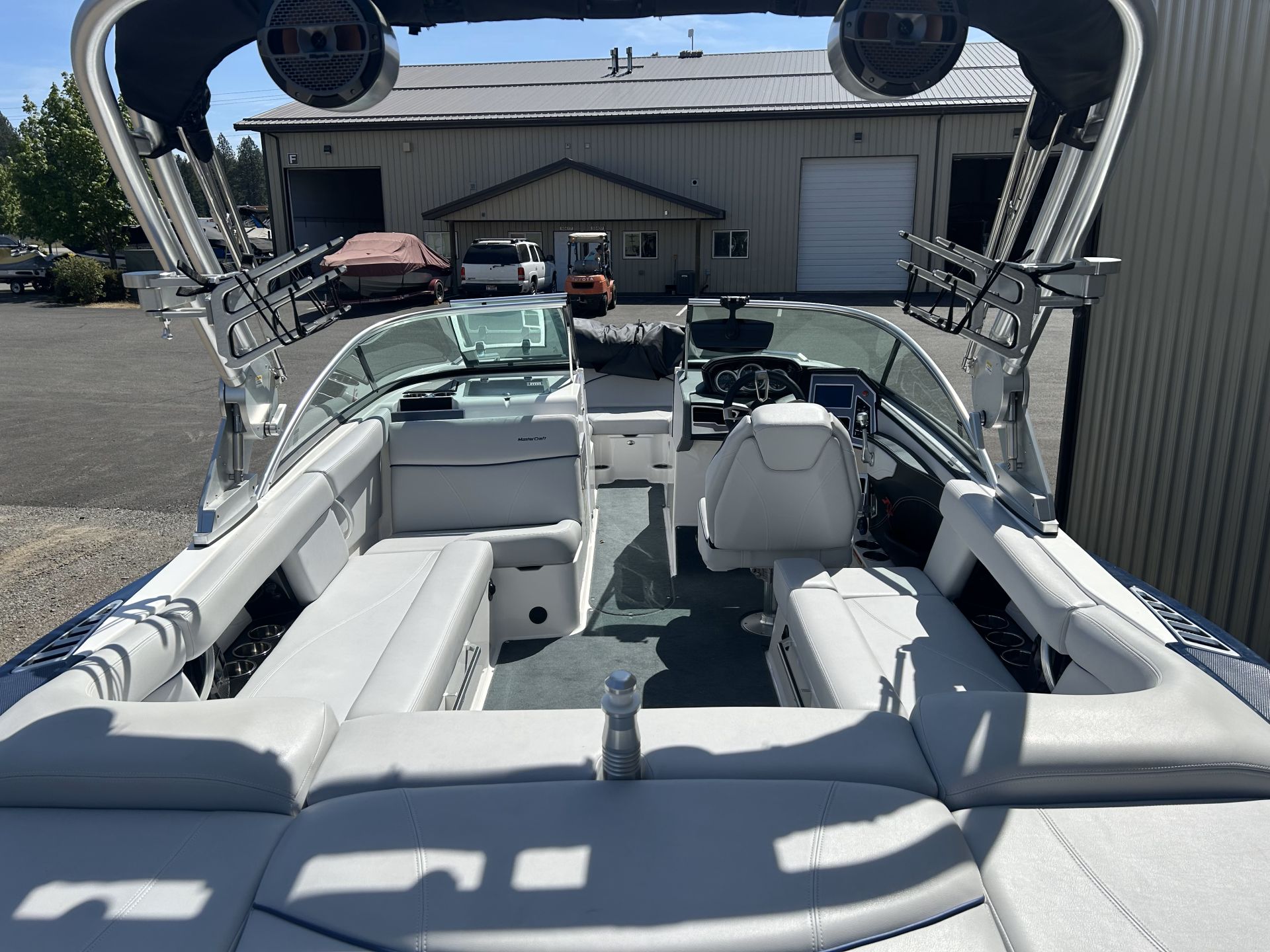 2020 MasterCraft XT22 Icon